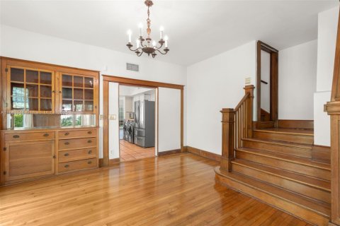 House in Pompano Beach, Florida 4 bedrooms, 246.01 sq.m. № 1930320 - photo 14
