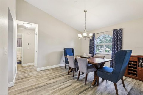 House in Riverview, Florida 4 bedrooms, 276.29 sq.m. № 1852517 - photo 22