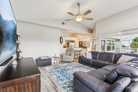 House in Riverview, Florida 4 bedrooms, 276.29 sq.m. № 1852517 - photo 20