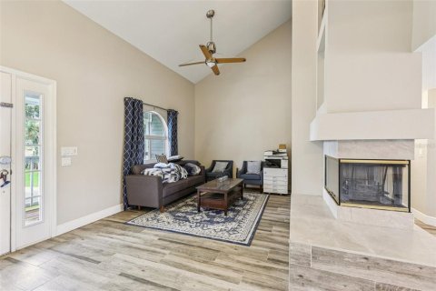 House in Riverview, Florida 4 bedrooms, 276.29 sq.m. № 1852517 - photo 13