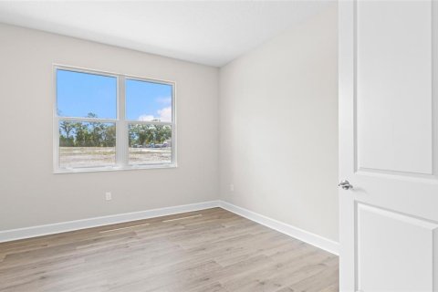 House in DeLand, Florida 2 bedrooms, 188.5 sq.m. № 2148624 - photo 5