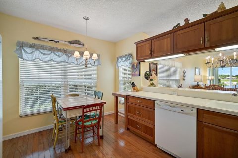 Condo in Bradenton, Florida, 2 bedrooms  № 1193903 - photo 18