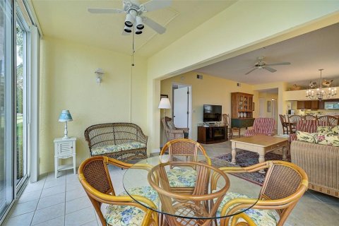 Condo in Bradenton, Florida, 2 bedrooms  № 1193903 - photo 30