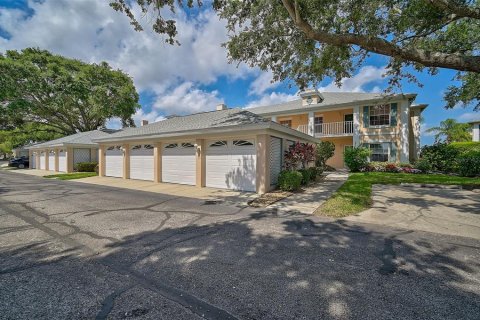 Condo in Bradenton, Florida, 2 bedrooms  № 1193903 - photo 5