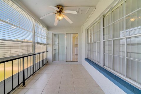 Copropriété à vendre à Kissimmee, Floride: 2 chambres, 81.01 m2 № 1637295 - photo 10