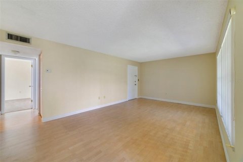 Copropriété à vendre à Kissimmee, Floride: 2 chambres, 81.01 m2 № 1637295 - photo 5