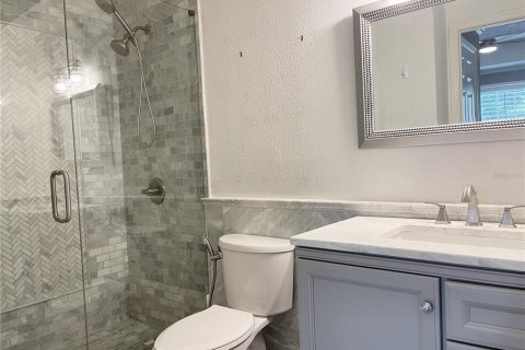 Condominio en alquiler en Tampa, Florida, 2 dormitorios, 87.14 m2 № 1831994 - foto 9