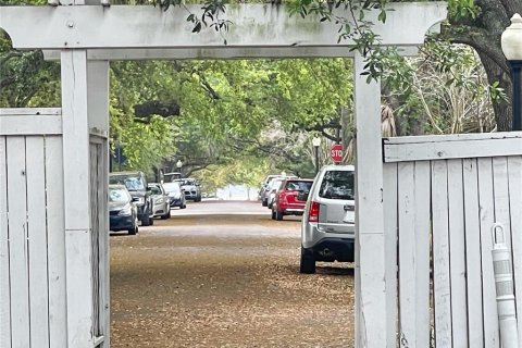 Condominio en alquiler en Tampa, Florida, 2 dormitorios, 87.14 m2 № 1831994 - foto 21