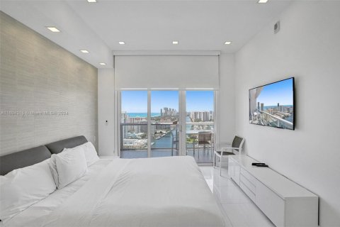 Copropriété à louer à Hallandale Beach, Floride: 2 chambres, 95.69 m2 № 1860688 - photo 16