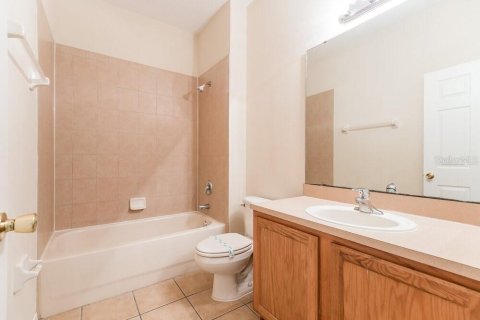 Casa en alquiler en Orlando, Florida, 3 dormitorios, 171.78 m2 № 1893712 - foto 10