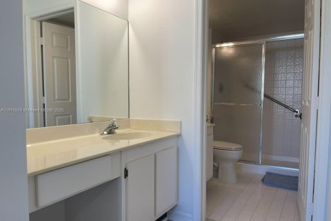 Condo in Sunrise, Florida, 2 bedrooms  № 1971773 - photo 21