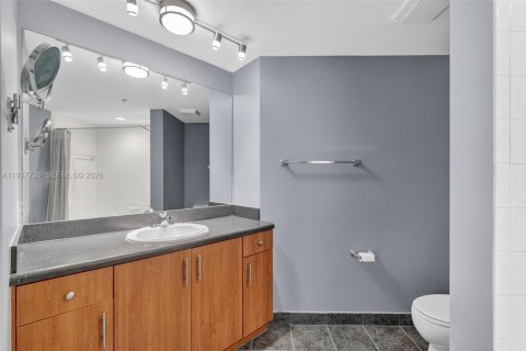 Купить кондоминиум в Форт-Лодердейл, Флорида 3 спальни, 142.05м2, № 1995378 - фото 22