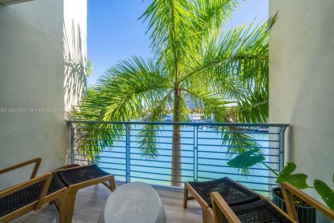 Adosado en venta en Miami Beach, Florida, 4 dormitorios, 232.63 m2 № 2029085 - foto 28