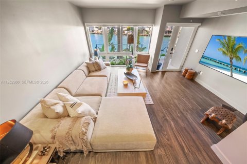 Adosado en venta en Miami Beach, Florida, 4 dormitorios, 232.63 m2 № 2029085 - foto 5