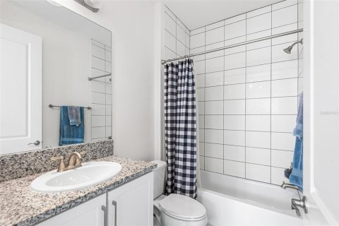 Casa en alquiler en Wesley Chapel, Florida, 5 dormitorios, 302.03 m2 № 2104725 - foto 20