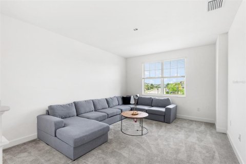 Casa en alquiler en Wesley Chapel, Florida, 5 dormitorios, 302.03 m2 № 2104725 - foto 11