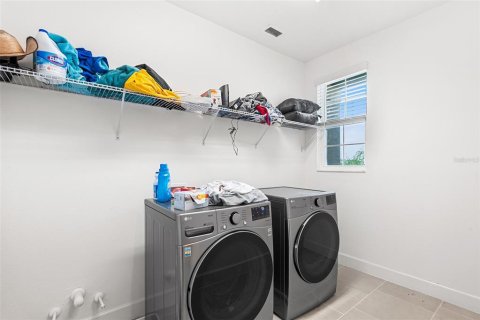 Casa en alquiler en Wesley Chapel, Florida, 5 dormitorios, 302.03 m2 № 2104725 - foto 26