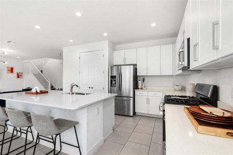 Casa en alquiler en Wesley Chapel, Florida, 5 dormitorios, 302.03 m2 № 2104725 - foto 23