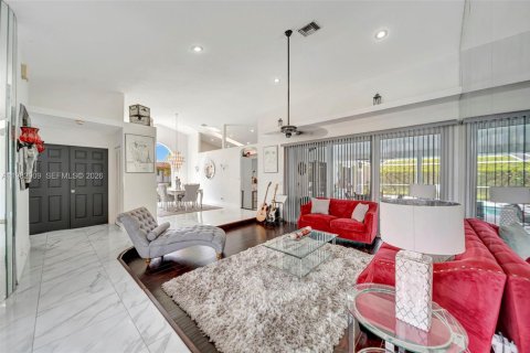 Купить виллу или дом в Корал-Спрингс, Флорида 4 спальни, 236.71м2, № 2046561 - фото 18