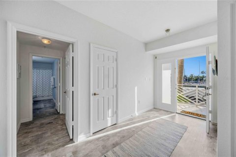 Copropriété à vendre à Punta Gorda, Floride: 3 chambres, 187.48 m2 № 2212336 - photo 7