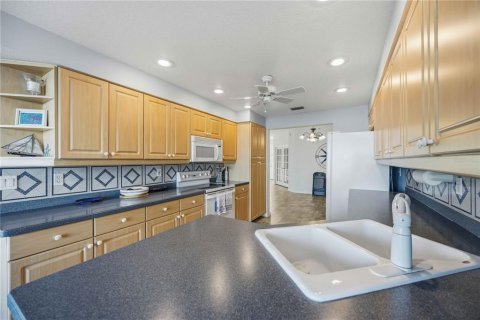 Copropriété à vendre à Punta Gorda, Floride: 3 chambres, 187.48 m2 № 2212336 - photo 15