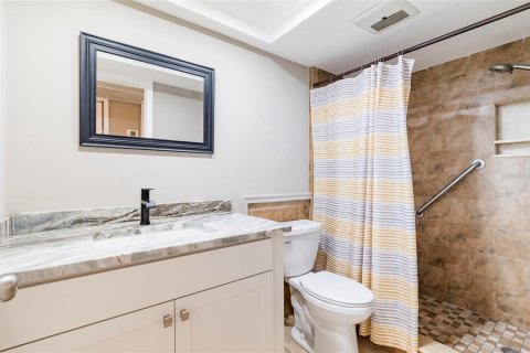 Купить кондоминиум в Клируотер, Флорида 7 комнат, 65.5м2, № 1908699 - фото 13
