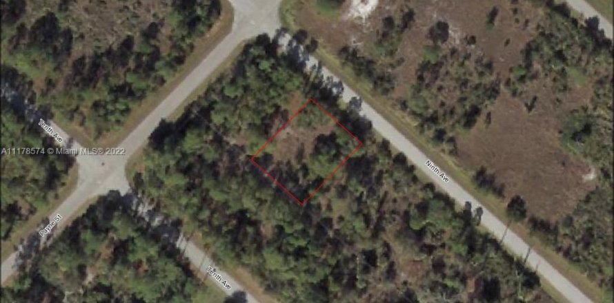 Land in Punta Gorda, Florida № 1763444