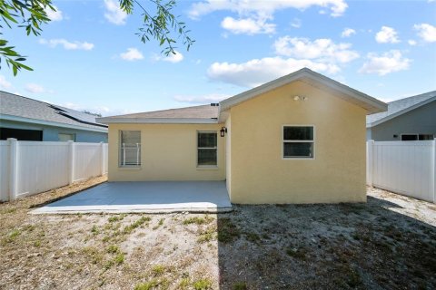 House in Riverview, Florida 4 bedrooms, 148.64 sq.m. № 1757024 - photo 21