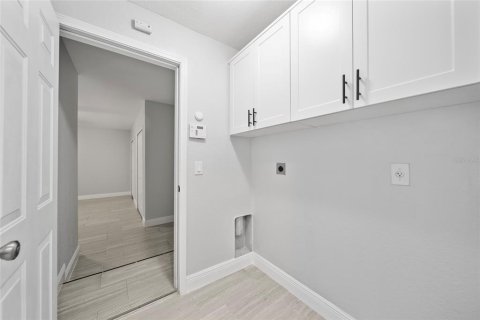 House in Riverview, Florida 4 bedrooms, 148.64 sq.m. № 1757024 - photo 20