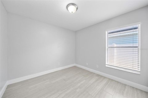 House in Riverview, Florida 4 bedrooms, 148.64 sq.m. № 1757024 - photo 17