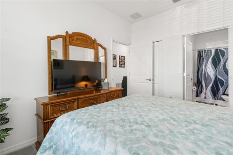 House in Zephyrhills, Florida 2 bedrooms, 131.27 sq.m. № 1857657 - photo 21