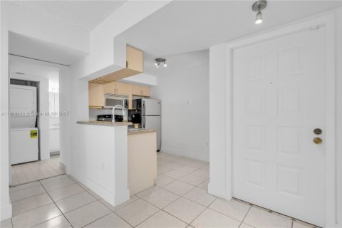 Copropriété à vendre à Miami Lakes, Floride: 1 chambre, 59.46 m2 № 1777720 - photo 4