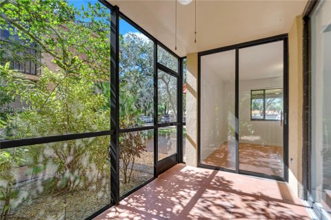 Copropriété à vendre à Miami Lakes, Floride: 1 chambre, 59.46 m2 № 1777720 - photo 15