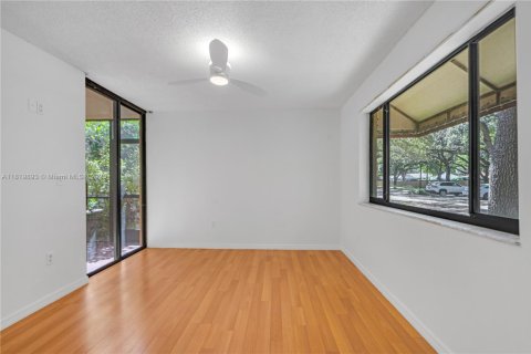 Copropriété à vendre à Miami Lakes, Floride: 1 chambre, 59.46 m2 № 1777720 - photo 11