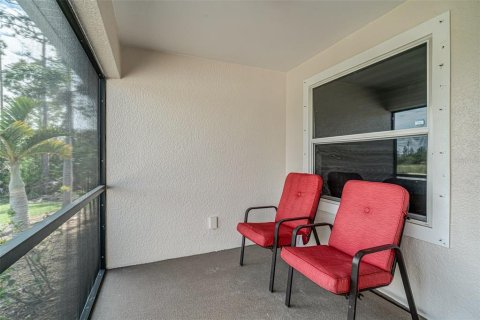 House in Port Charlotte, Florida 3 bedrooms, 149.67 sq.m. № 1525130 - photo 10
