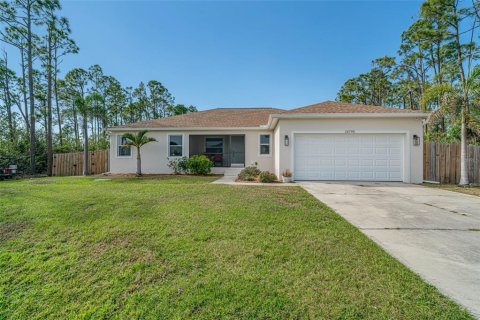 House in Port Charlotte, Florida 3 bedrooms, 149.67 sq.m. № 1525130 - photo 6