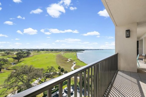Condo in Belleair, Florida, 2 bedrooms  № 2123352