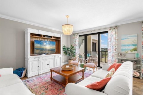 Condo in Belleair, Florida, 2 bedrooms № 2123352 - photo 13