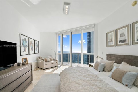 Condo in Sunny Isles Beach, Florida, 2 bedrooms  № 1956901 - photo 19