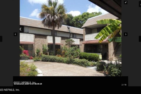 Condo in Jacksonville, Florida, 2 bedrooms  № 767512 - photo 1
