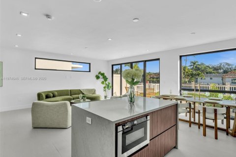 Adosado en venta en Dania Beach, Florida, 3 dormitorios, 193.24 m2 № 2036048 - foto 19