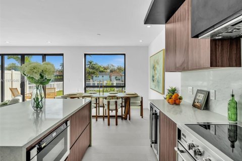 Adosado en venta en Dania Beach, Florida, 3 dormitorios, 193.24 m2 № 2036048 - foto 21