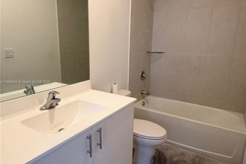 Touwnhouse à louer à Miami, Floride: 3 chambres № 1945275 - photo 27