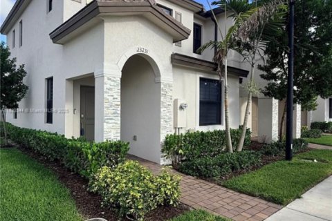 Touwnhouse à louer à Miami, Floride: 3 chambres № 1945275 - photo 3