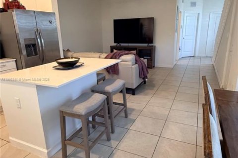 Touwnhouse à louer à Miami, Floride: 3 chambres № 1945275 - photo 7