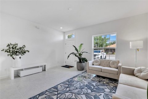 Casa en alquiler en Kissimmee, Florida, 2 dormitorios, 98.1 m2 № 1760168 - foto 5