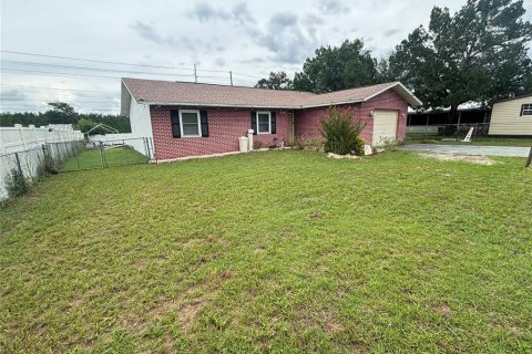 House in Ocala, Florida 3 bedrooms, 120.77 sq.m. № 1917303 - photo 2