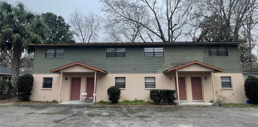 Townhouse in Gainesville, Florida 2 bedrooms, 86.4 sq.m. № 2213382