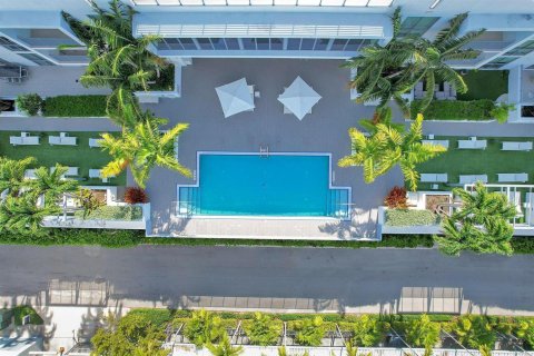 Condo in Delray Beach, Florida, 1 bedroom № 2081946 - photo 22