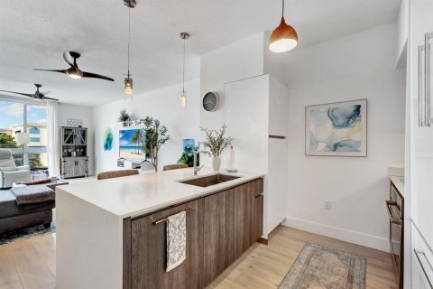 Condo in Delray Beach, Florida, 1 bedroom № 2081946 - photo 4